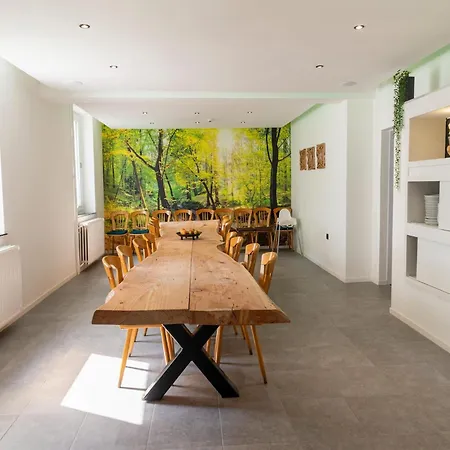 Nyaraló Mansion With Pool & Bar *