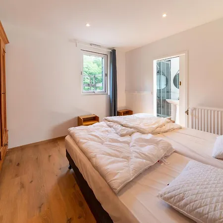 Mansion With Pool & Bar