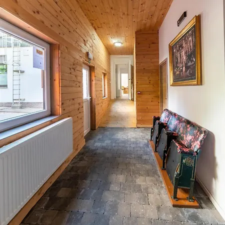 Mansion With Pool & Bar